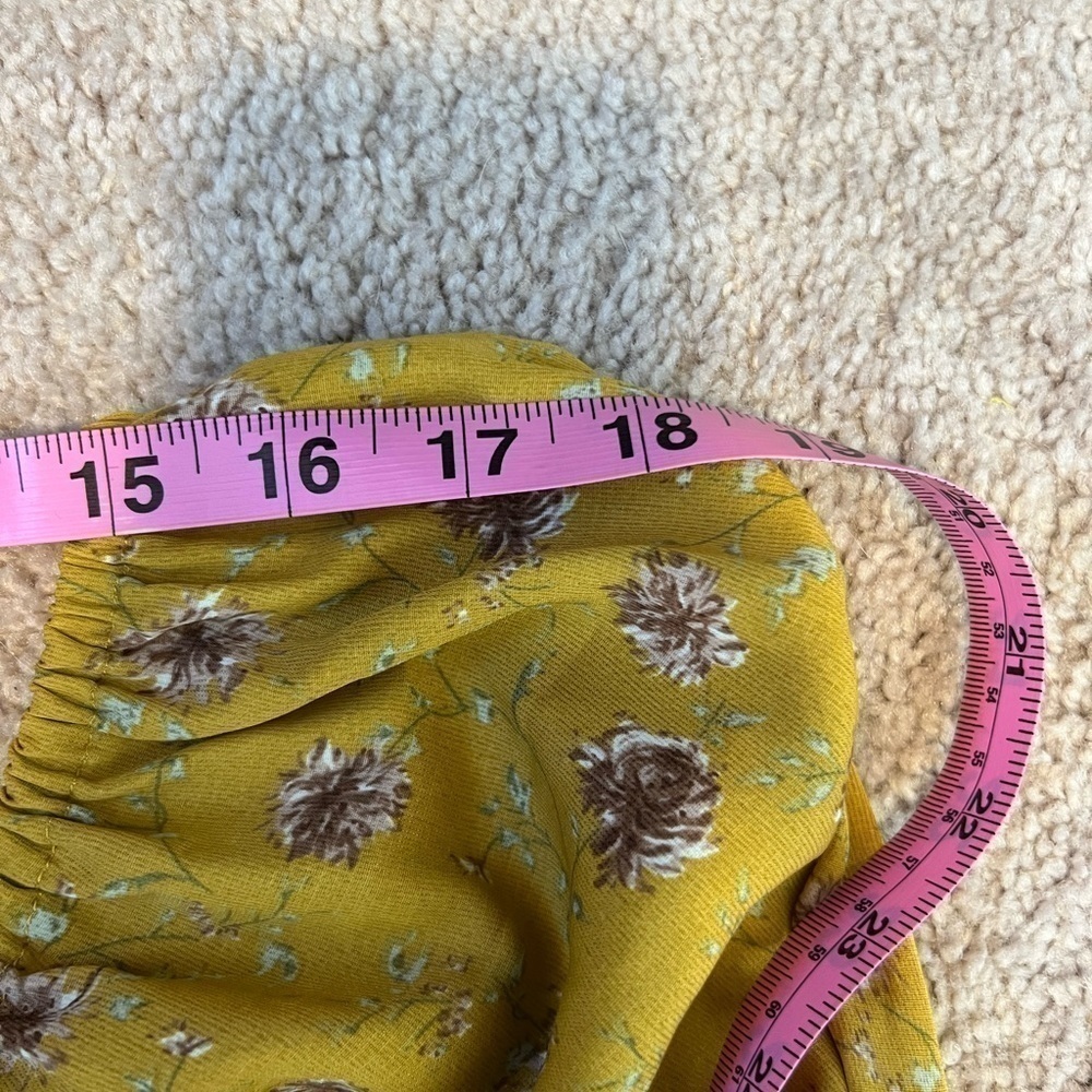 NWT Altar'd State Women's Yellow Floral Crop Top Lg. - Picture 10 of 12